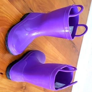Rain, rain go away....girls purple rain boots. Worn once.